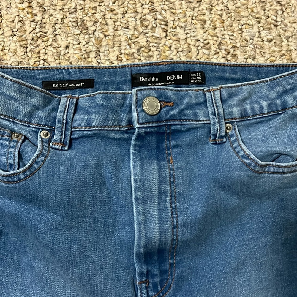 Bershka stretchy denim jeans, size 6 USA, European size 38 skinny high waisted